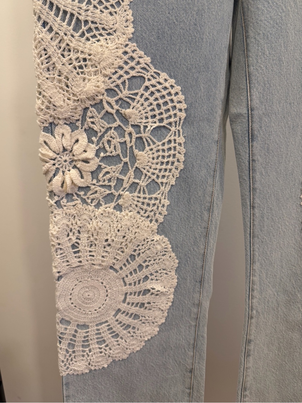 Crochet Vertical Crop Jean - Picture 6 of 7